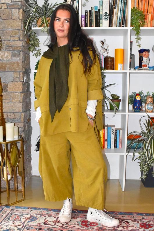 Bateau Needlecord Lazy Layer Top Mucky Olive